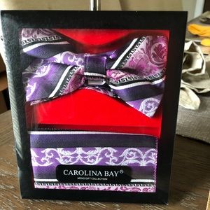 Carolina Bay Bow tie & Handkerchief
